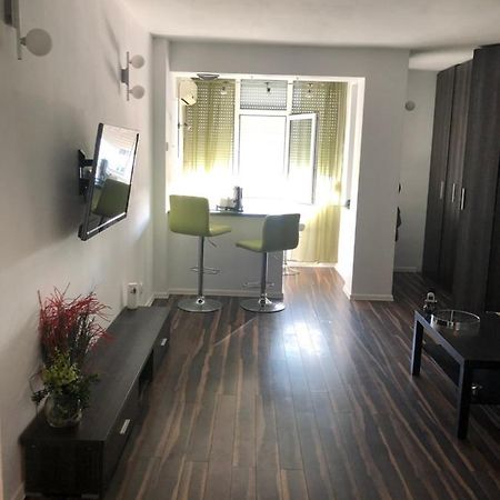 Open Space Mini Craiovei بيتستِ المظهر الخارجي الصورة