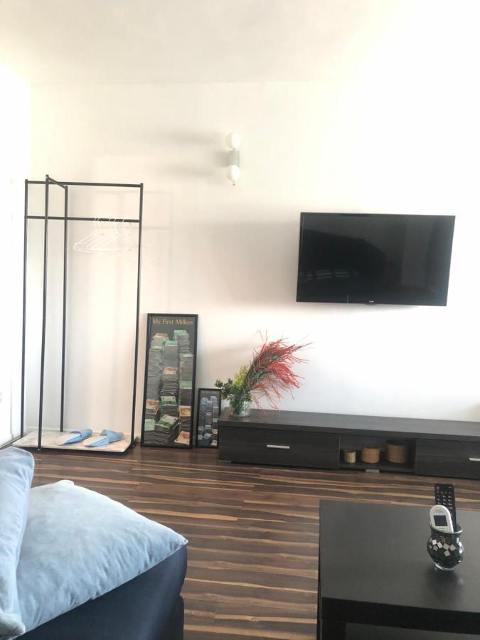 Open Space Mini Craiovei بيتستِ المظهر الخارجي الصورة